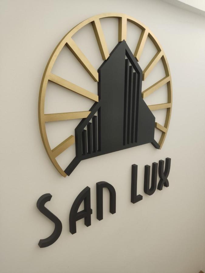 San Lux Dunavska Nowy Sad Zewnętrze zdjęcie