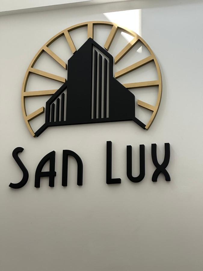 San Lux Dunavska Nowy Sad Zewnętrze zdjęcie
